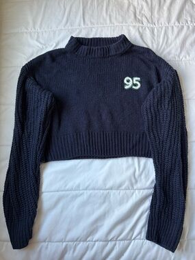 H&M Navy Cropped Sweater with '95' Patch